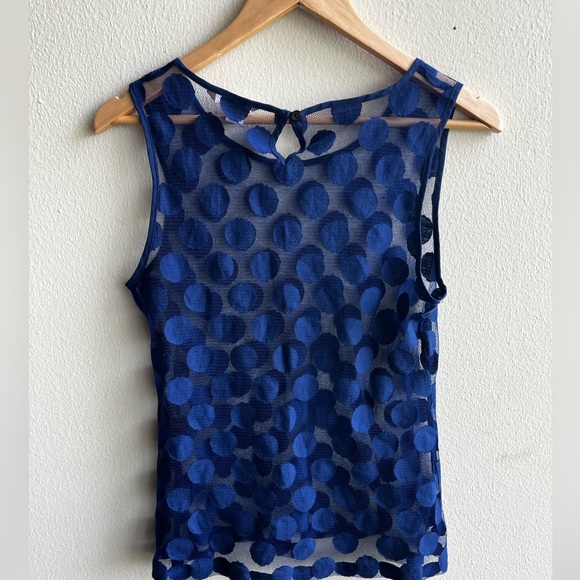 Banana Republic blue polka dot sleeveless top - Picture 3 of 4